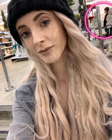 cumwalk in a store :)