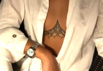 this is my outfit for the restaurant, it's ok for you?