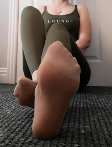 where's my foot lovers at?