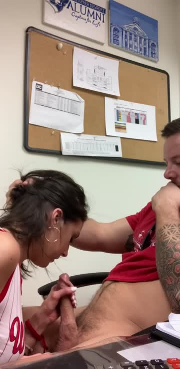 how i tell my boss i’m sorry the reports were late 😏