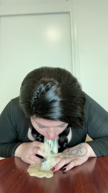 i kept it buried deep 🖤 [oc]