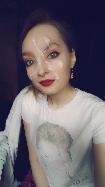 red lips and cum is a great look