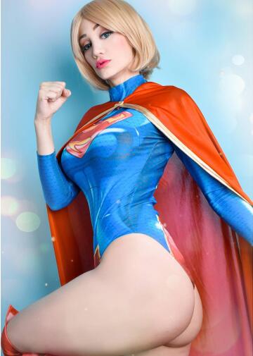 supergirl cosplay by sophie valentine 💥