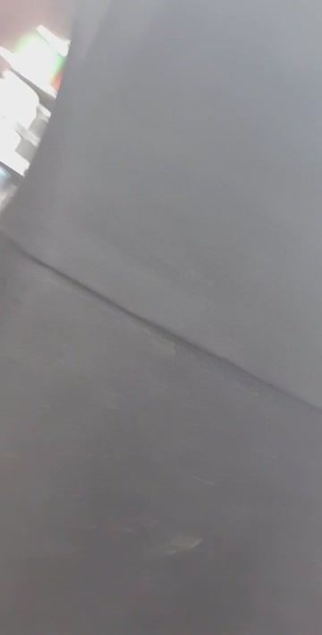 going commando in the supermarket 🤫