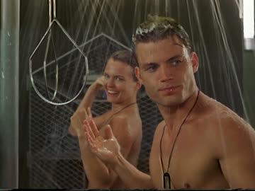 dina meyer--starship troopers--shower scene 1080p
