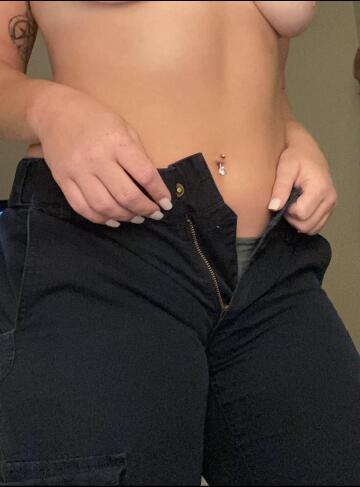 bet you’d like to watch me take of my bdus after a long shift 😏