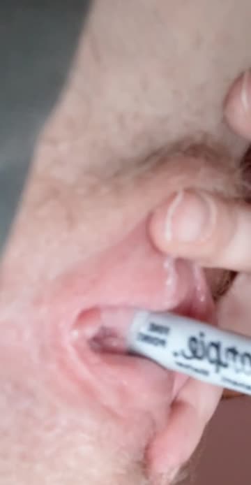 sharpie in my pisshole 😈