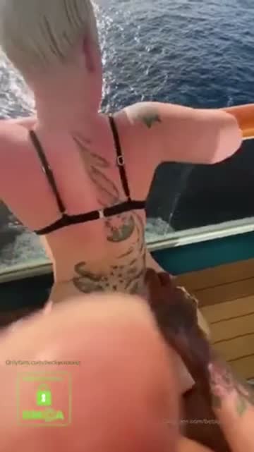 fat ass fucked on a cruise