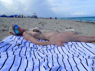 sling bikini at the beach (oc)