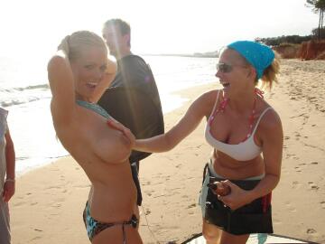 malene espensen bts with make up artist, p3 legend jo hicks.