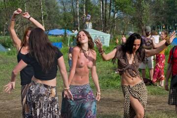 hippy dancer with a sunburn