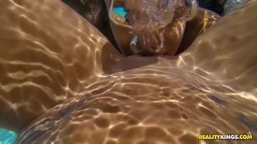 licking pussy underwater