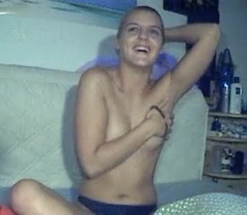 whoops! (via /r/happyembarrassedgirls)