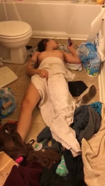 she was supposed to be cleaning the bathroom