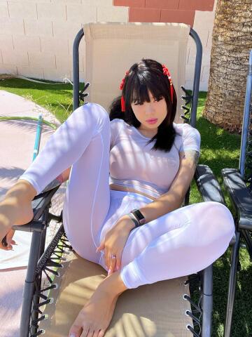 decided to give a lil show to anyone looking closely