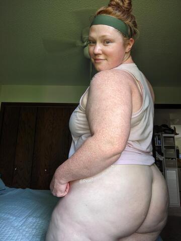 i'm feeling like a change, who likes brunettes? 😛