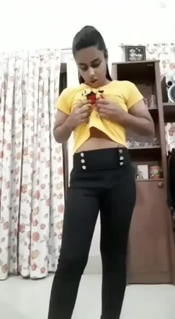 aise pikachu ko kon dabata hai bhai 😂😂😂😂 (10 videos) (50 upvotes target) (link in comments after target completion)