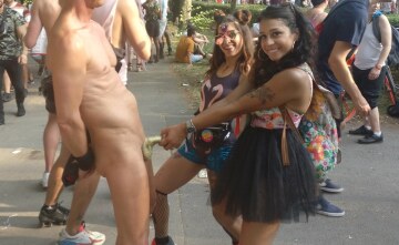 she's got the golden dicket