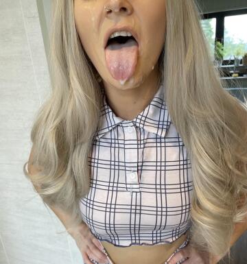 [oc] 💖🥰 nothing like a face full of cum to make me happy