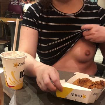 decided to show you nipples quickly during our meal