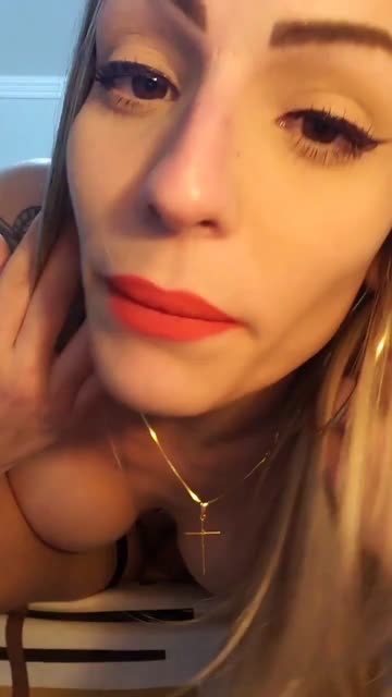 wouldn't kick her out of bed for eating cookies