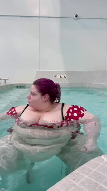 pretty sure this bikini is inappropriate for being in public, but whatever. 🤷🏼‍♀️