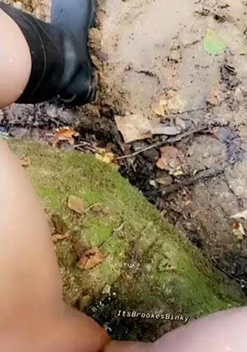 (f) 22 - piss princess- this mossy rock got the gift of a creampie and piss all over it 🤪😈