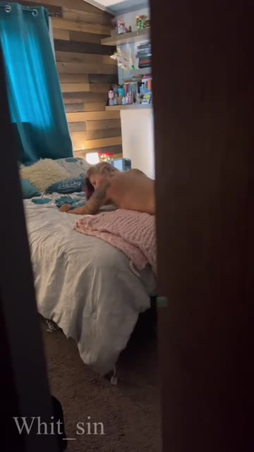 you like it when i'm watching you watch me get fucked! don't you?