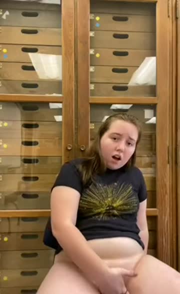 studying my pussy in the lab