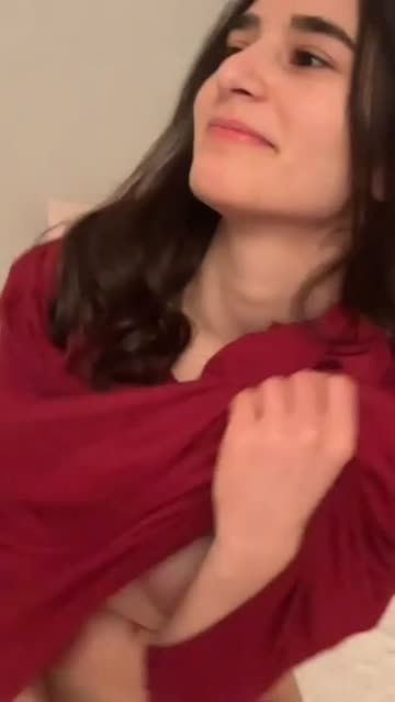 snapchat cutie 😘😘🥵🥵🥵🤩 (very cute,very sexy) (full more than 2 minutes link in comments) (please upvote if you liked it)