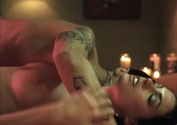 anne hathaway is hot as fuck