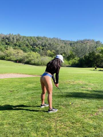 golf…the most frustrating, rewarding and enjoyable friend chip i have ⛳️