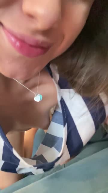 blowing kisses to everyone