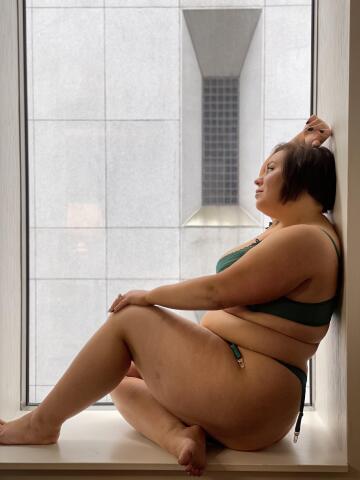 i’d love to be your new fetish… 💋💋💋