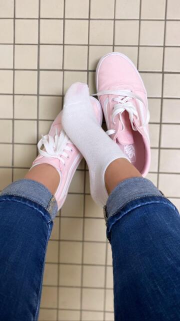 how cute are my pink vans with my white ankle socks?!