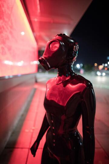 super shiny latex in the city