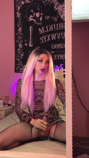 i wanna feed you with my cum