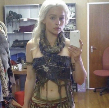 emilia clarke behind the scenes