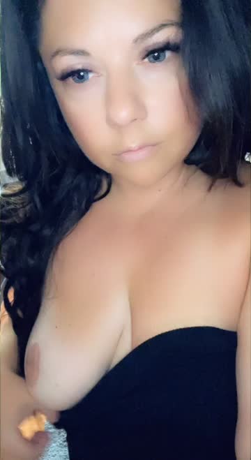 do you like natural milf tits?