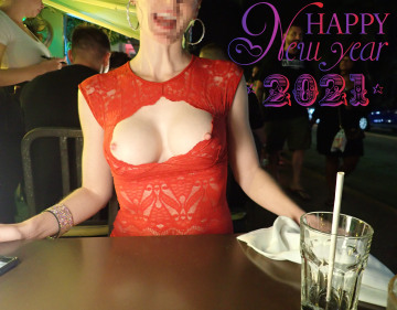 flashing my nipples for the new year!