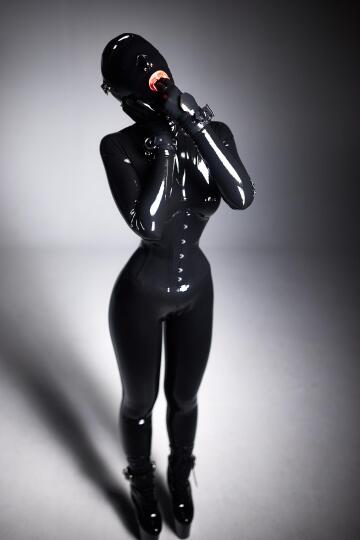 [oc] the doll keeps itself entertained