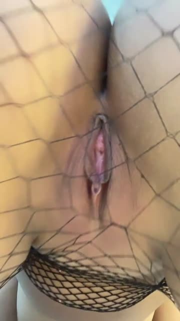 i’m ready to be fucked, who’s first?