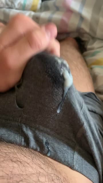 [proof] cumming through my precum-soaked underwear