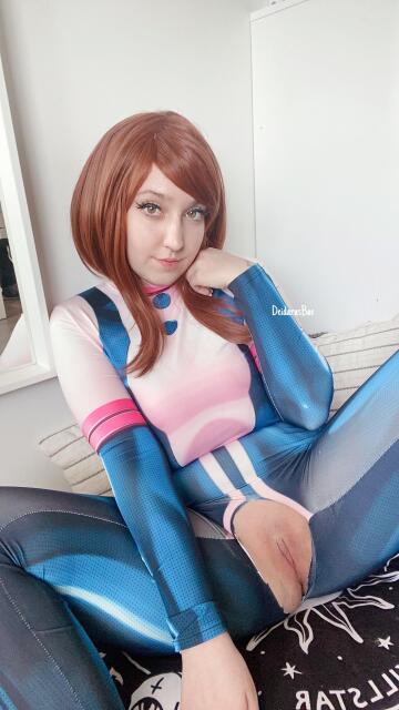 uraraka ochaco by deidarasbae