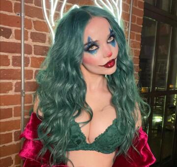 never cum to dove cameron before but those tits are driving me wild, can anyone help me blow a huge load for her