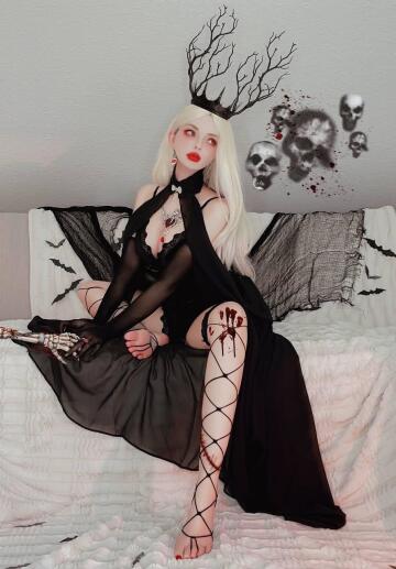 i’m alive but i‘m dead, hear my voice up in your head 🃏