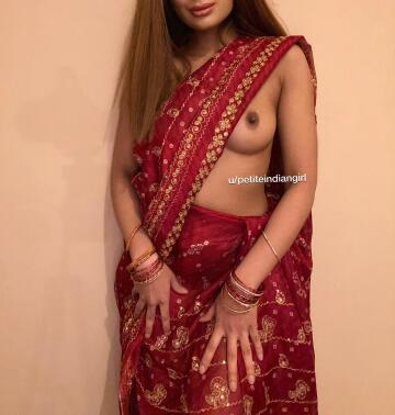 it’s diwali today, want to sex a british indian slut? 👀😈 [f]