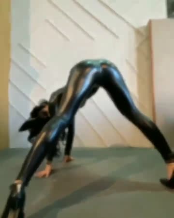 love those legs