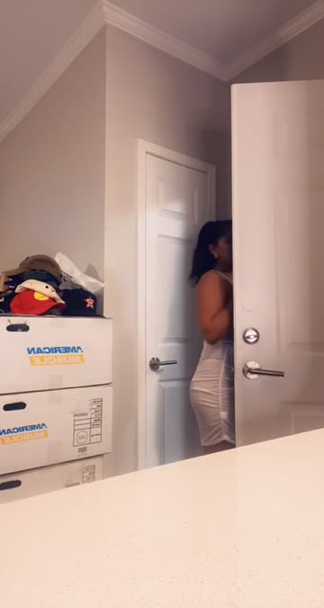 first dare, super nervous. i know it’s not as sexy as other ones but this is my first try.