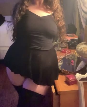 chubby and shy, the good girl😇